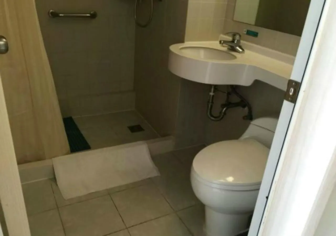 Hotel Jinjiang Inn Sanya Jiefang Road Tax Free Shopping Center