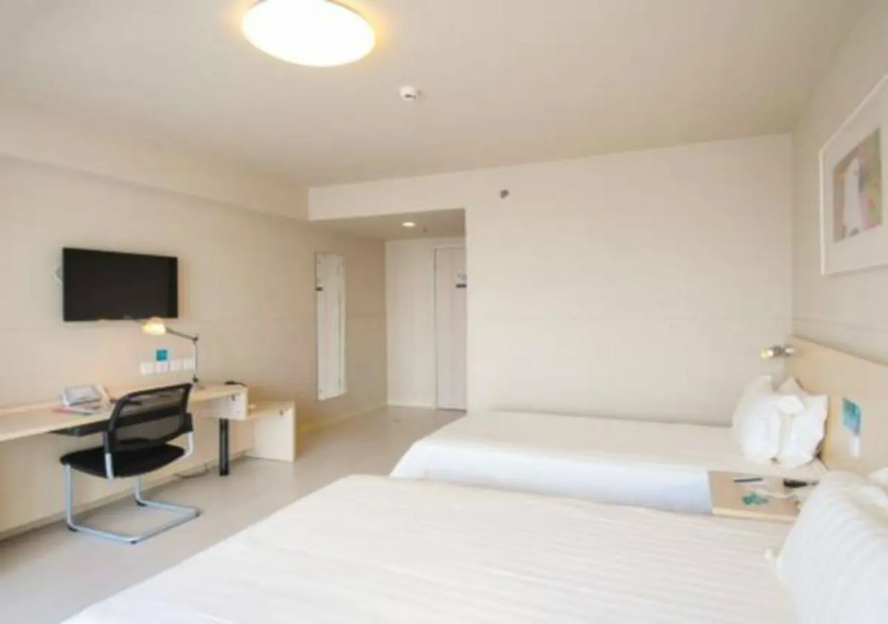Jinjiang Inn Sanya Jiefang Road Tax Free Shopping Center 2*,  סין