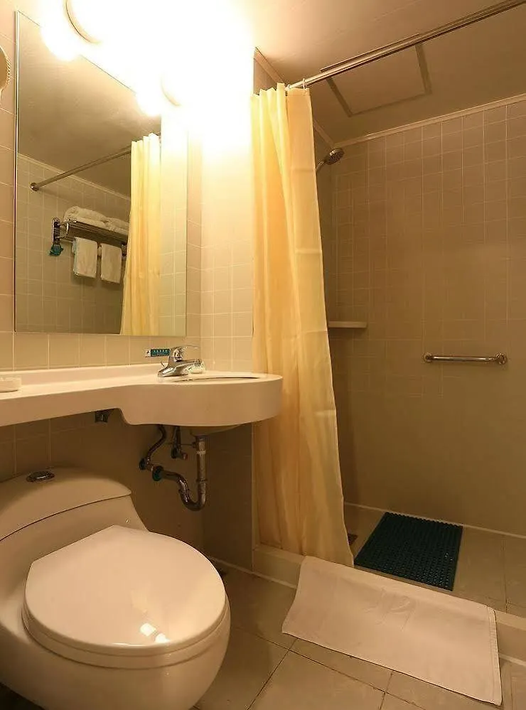 ** מלון Jinjiang Inn Sanya Jiefang Road Tax Free Shopping Center סין